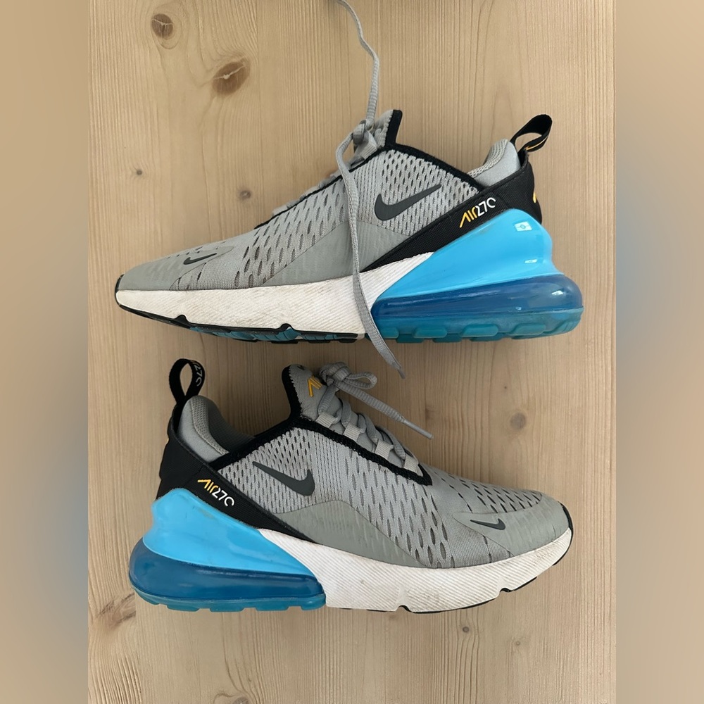Nike Air Max 270 Big Boy Size 5.5